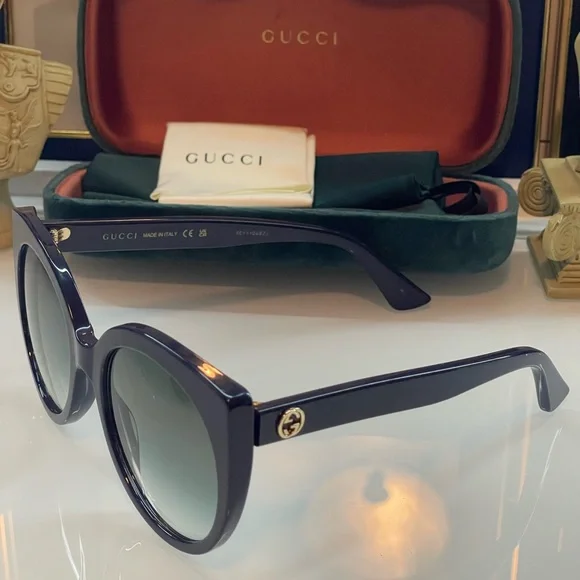 NWT authentic Gucci Womens Cat Eye Blue Fashion sunglasses .๐๐๐ - Picture 5 of 15